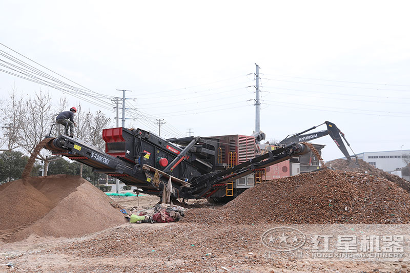 移動碎石生產線處理建筑垃圾現場